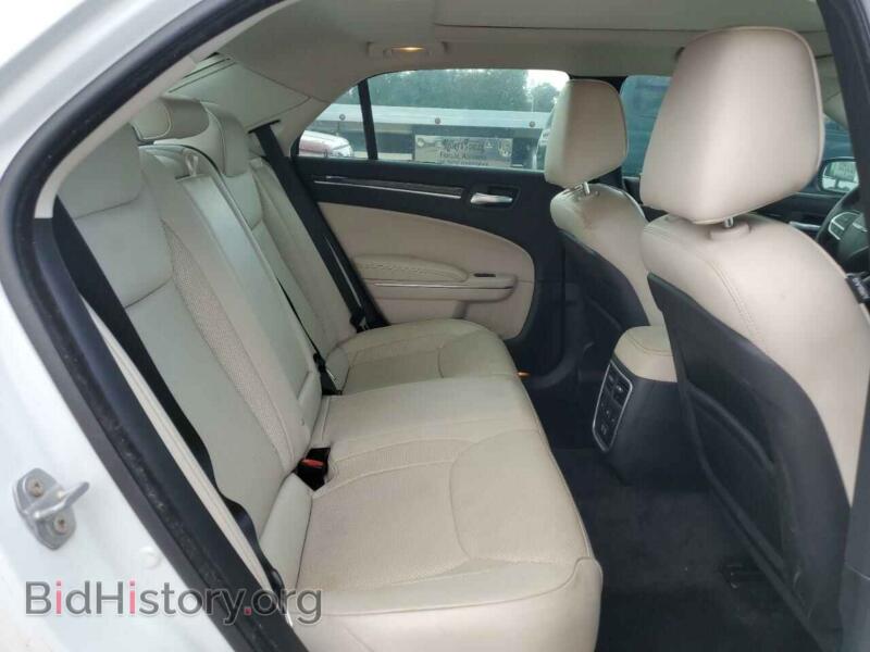 2017 Chrysler 300 (VIN 2C3CCAEG2HH511897) — фото 10 из 12