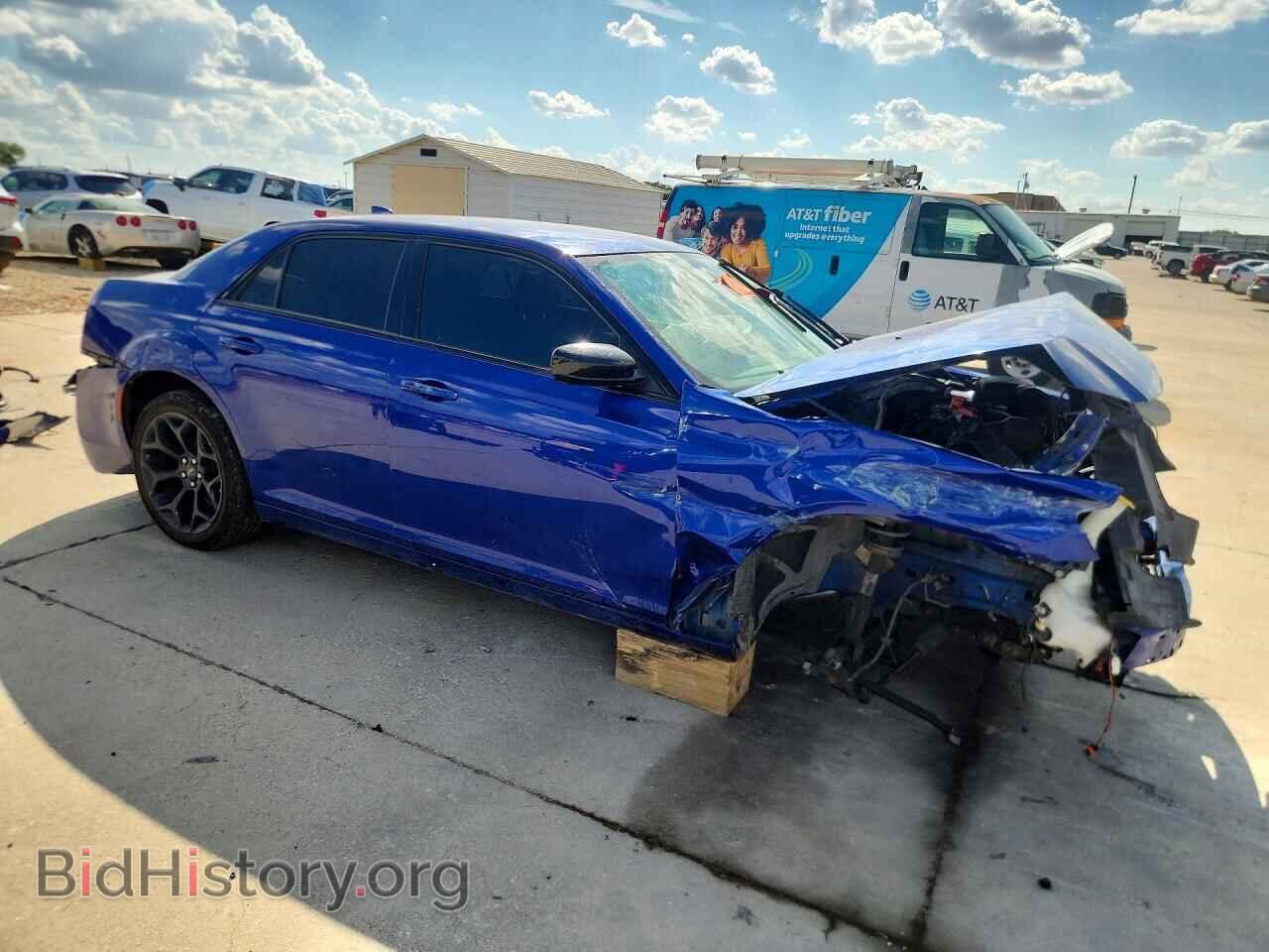2019 CHRYSLER 300 - VIN: 2C3CCAAG9KH581068 - Photo 4