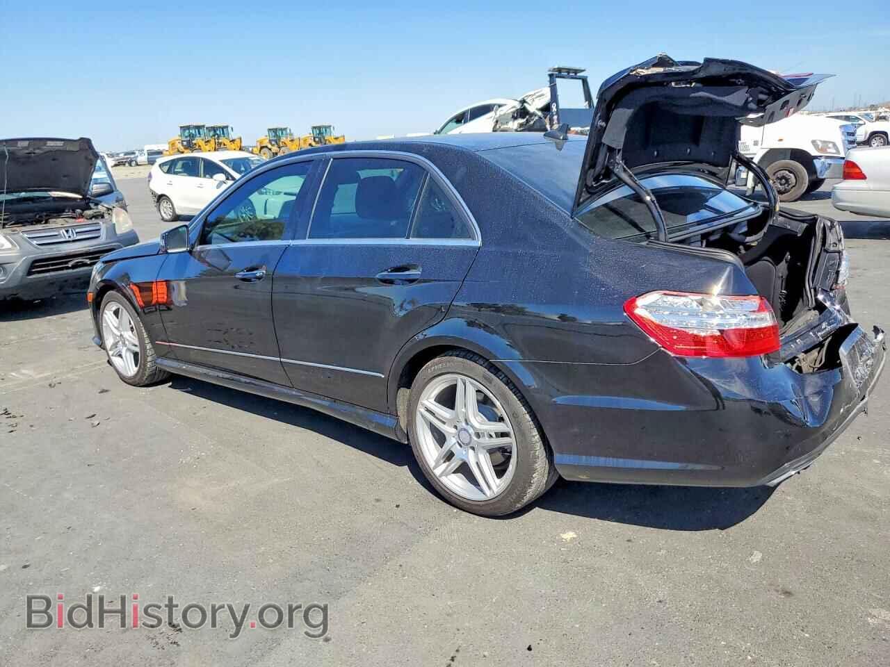2013 MERCEDES-BENZ E-CLASS - VIN: WDDHF5KB4DA723157 - Фото 2