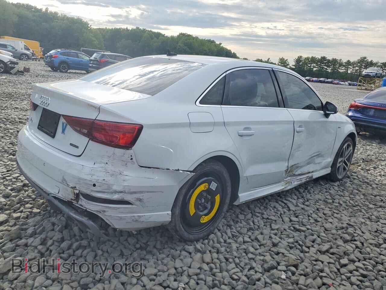 2019 AUDI A3 - VIN: WAUJEGFF0KA076483 - Photo 3