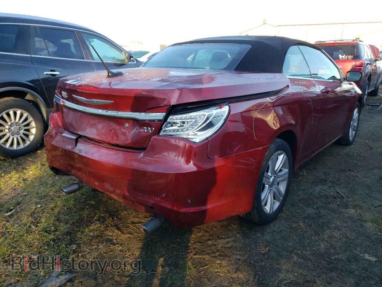 2013 CHRYSLER 200 - VIN: 1C3BCBEG3DN570573 - Фото 4