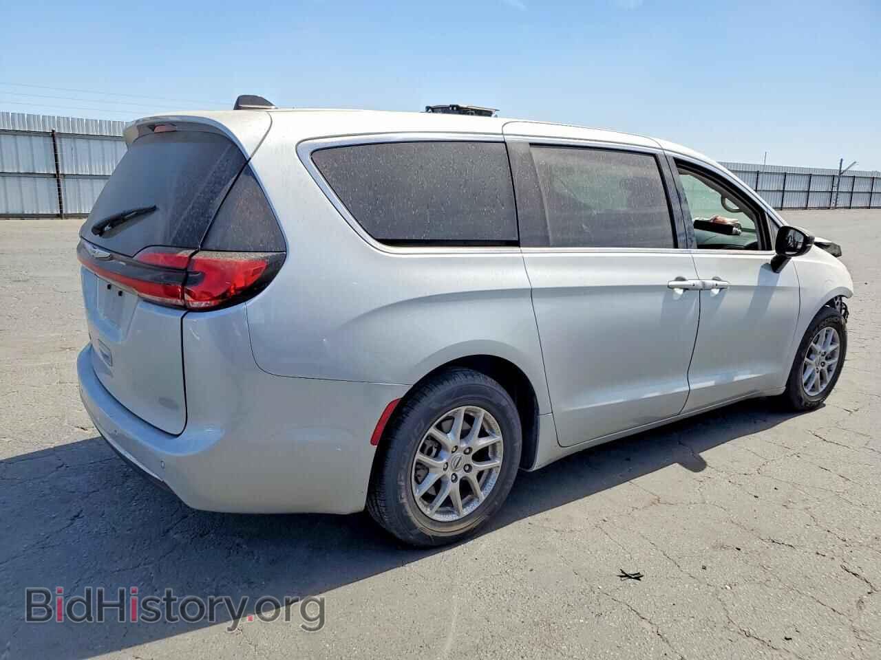 2024 CHRYSLER PACIFICA - VIN: 2C4RC1BG3RR132977 - Photo 3