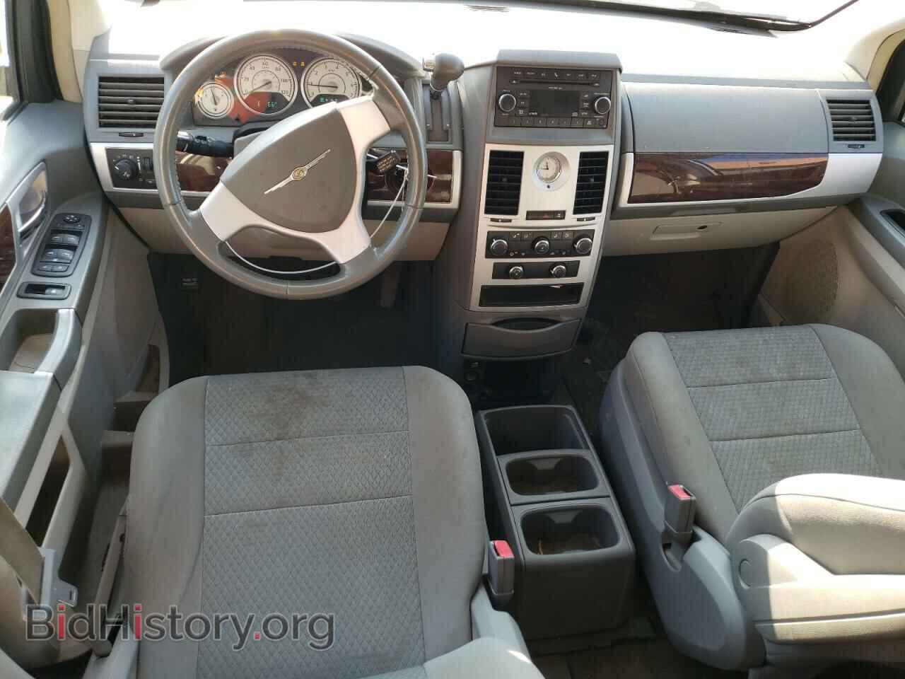 2010 CHRYSLER MINIVAN - VIN: 2A4RR5D16AR461105 - Фото 8