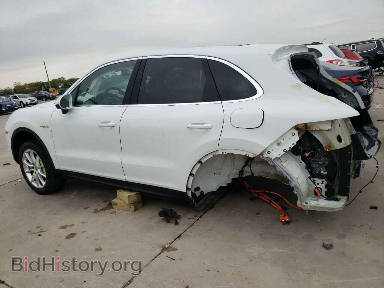 2019 PORSCHE CAYENNE - VIN: WP1AE2AY1KDA52043 - Фото 2