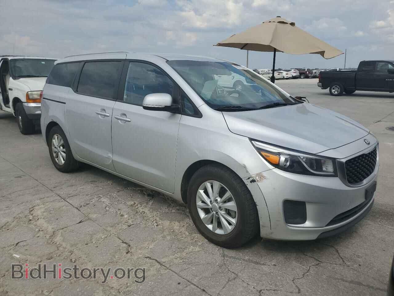 2016 KIA All Models - VIN: KNDMB5C19G6181748 - Фото 4
