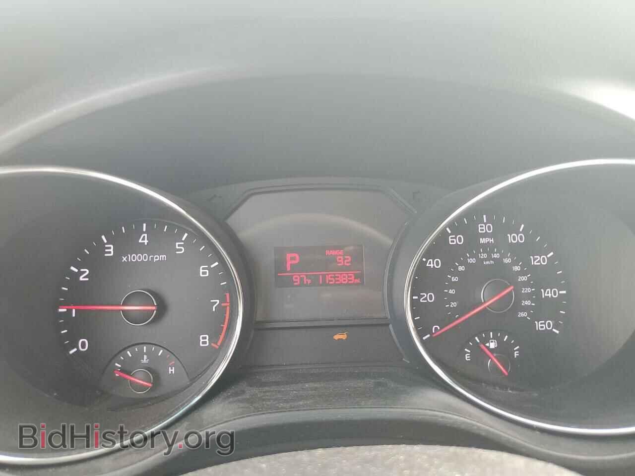 2016 KIA All Models - VIN: KNDMB5C19G6181748 - Фото 9