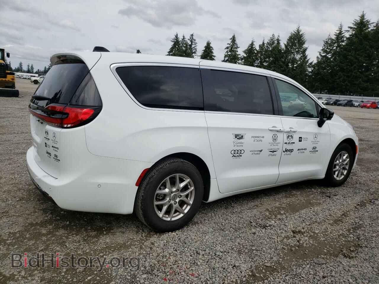 2024 CHRYSLER PACIFICA - VIN: 2C4RC1BG9RR110885 - Фото 3