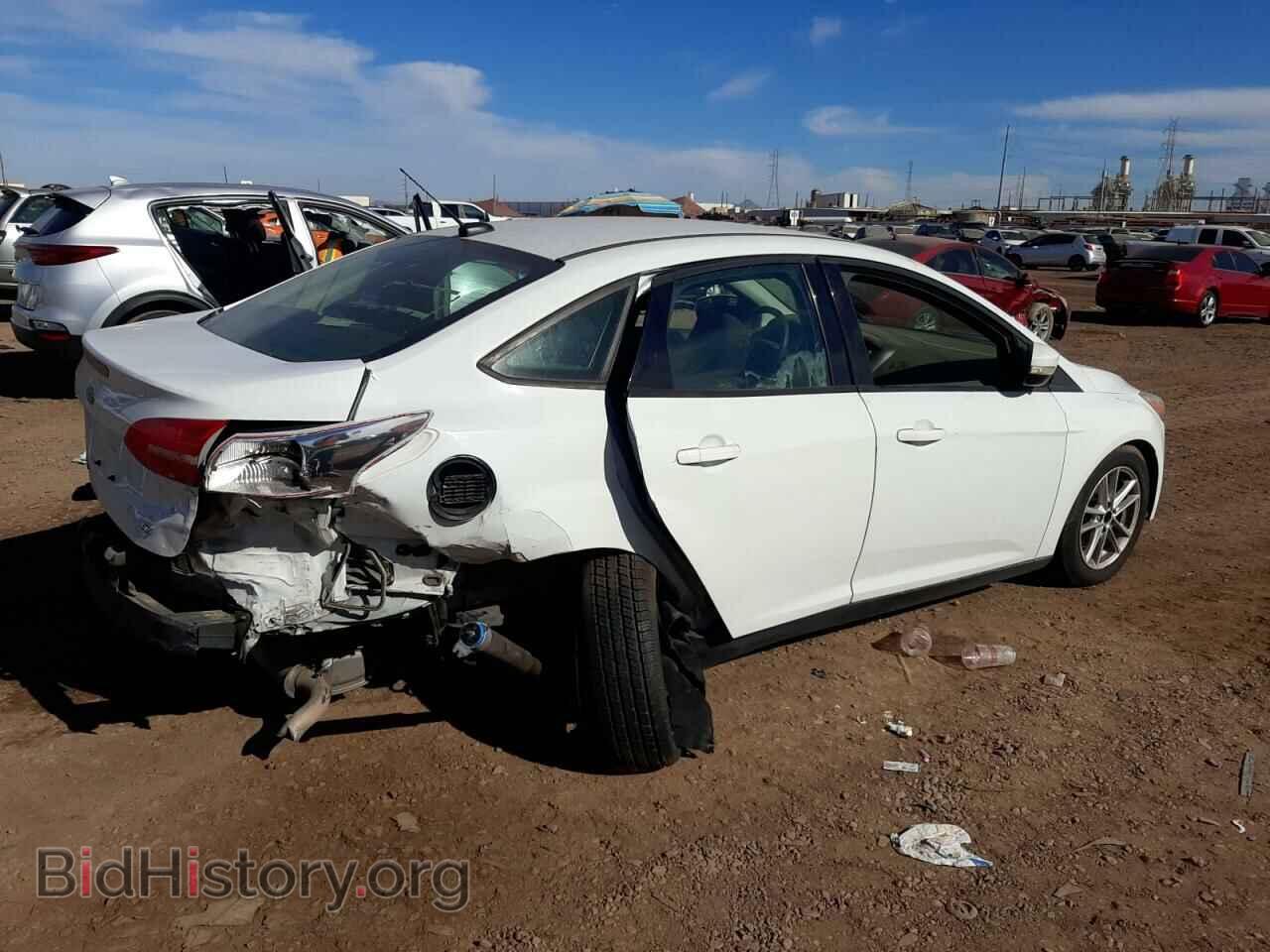 2017 FORD FOCUS - VIN: 1FADP3F23HL237654 - Фото 3