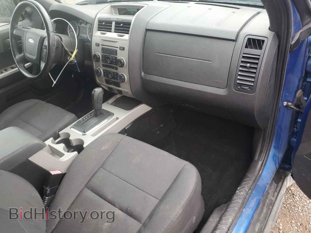 2011 FORD ESCAPE - VIN: 1FMCU0DG9BKC10141 - Фото 8