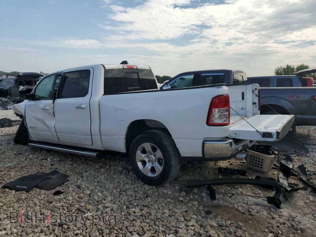 2020 RAM 1500 - VIN: 1C6SRFMT0LN212711 - Фото 2