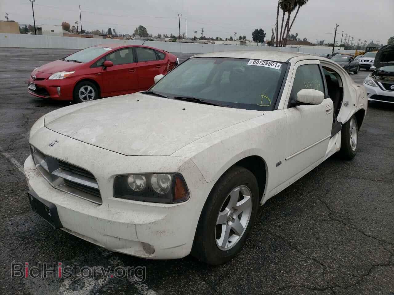 2010 DODGE CHARGER - VIN: 2B3CA3CV3AH218323 - Фото 2