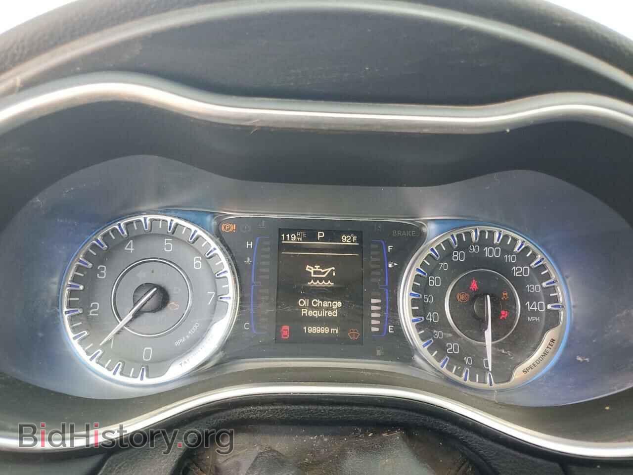 2015 CHRYSLER 200 - VIN: 1C3CCCAB5FN571943 - Фото 9
