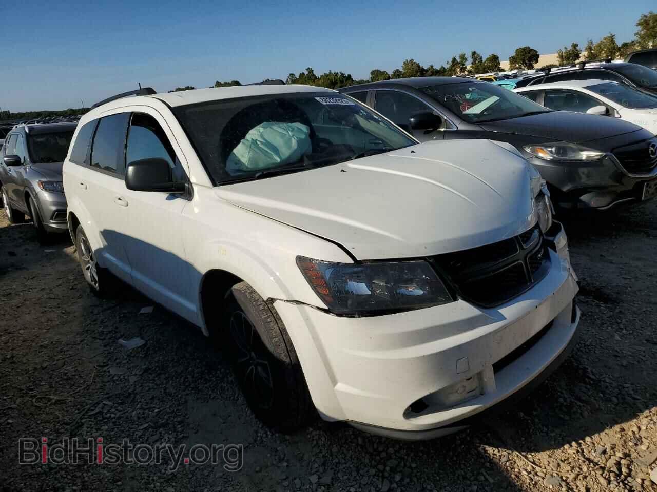 2018 DODGE JOURNEY - VIN: 3C4PDCAB0JT496345 - Фото 4