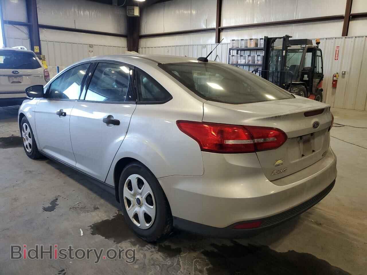2016 FORD FOCUS - VIN: 1FADP3E23GL304415 - Фото 2
