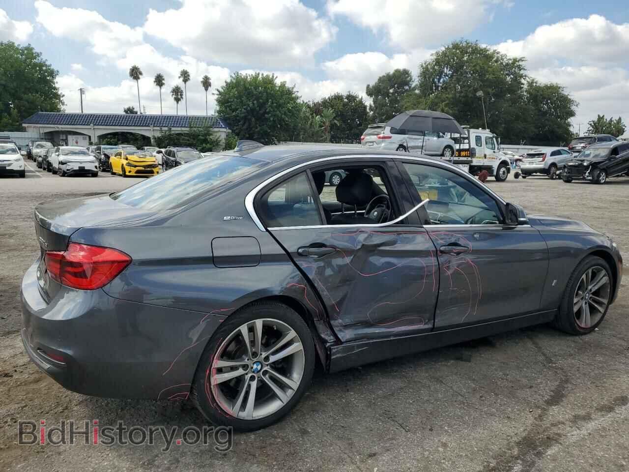 2017 BMW 3 SERIES - VIN: WBA8E1C36HA029764 - Фото 3