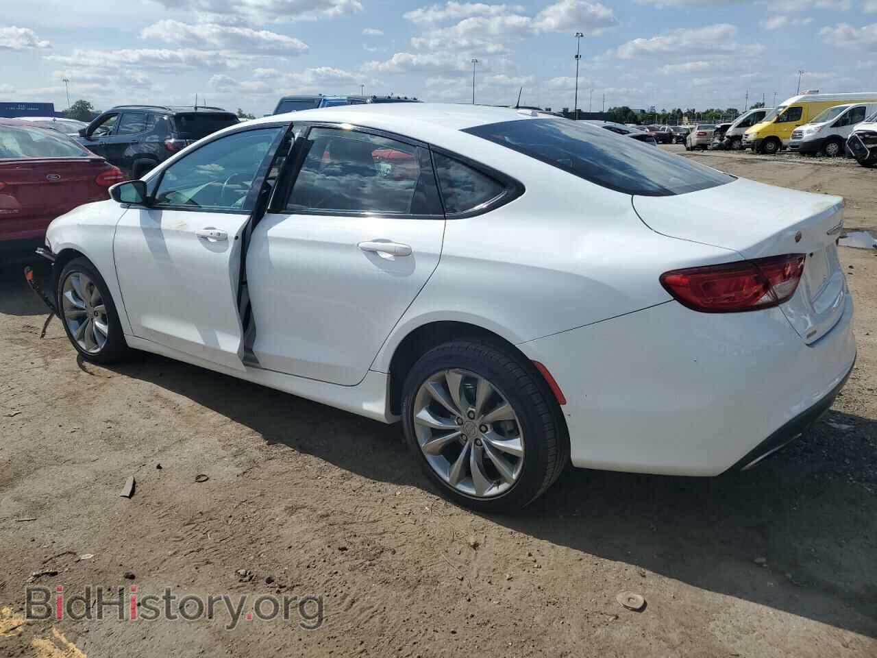 2015 CHRYSLER 200 - VIN: 1C3CCCBB7FN719623 - Photo 2
