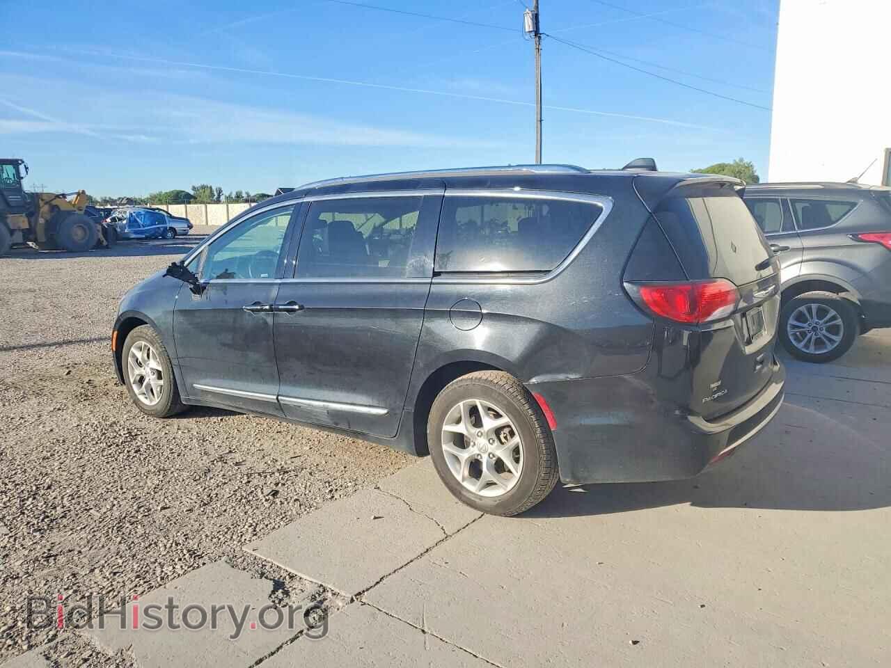 2017 CHRYSLER PACIFICA - VIN: 2C4RC1EG9HR659836 - Фото 2