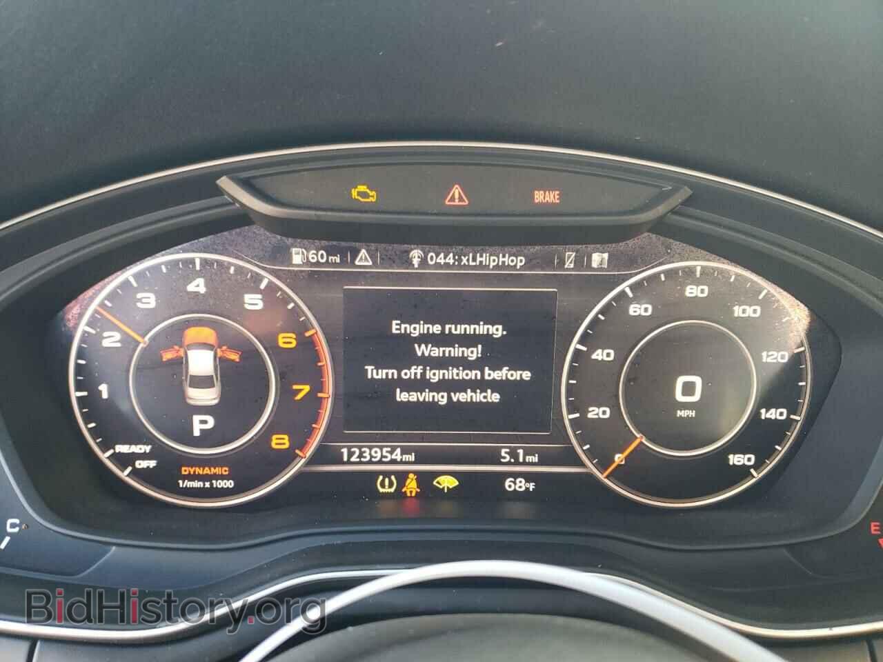 2017 AUDI A4 - VIN: WAUKMAF43HN058161 - Фото 9