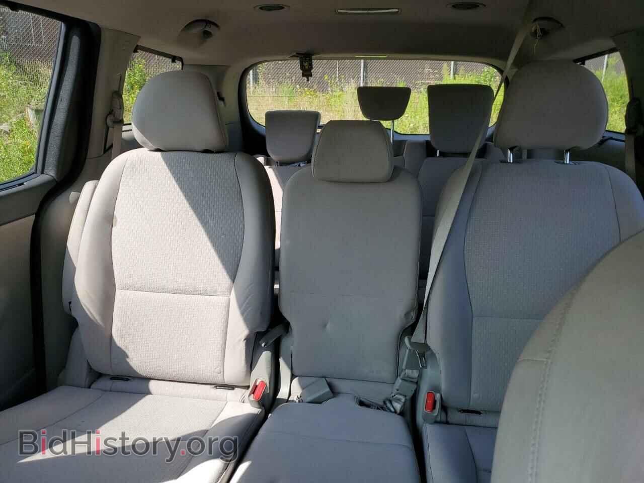 2016 KIA All Models - VIN: KNDMB5C14G6192513 - Фото 10