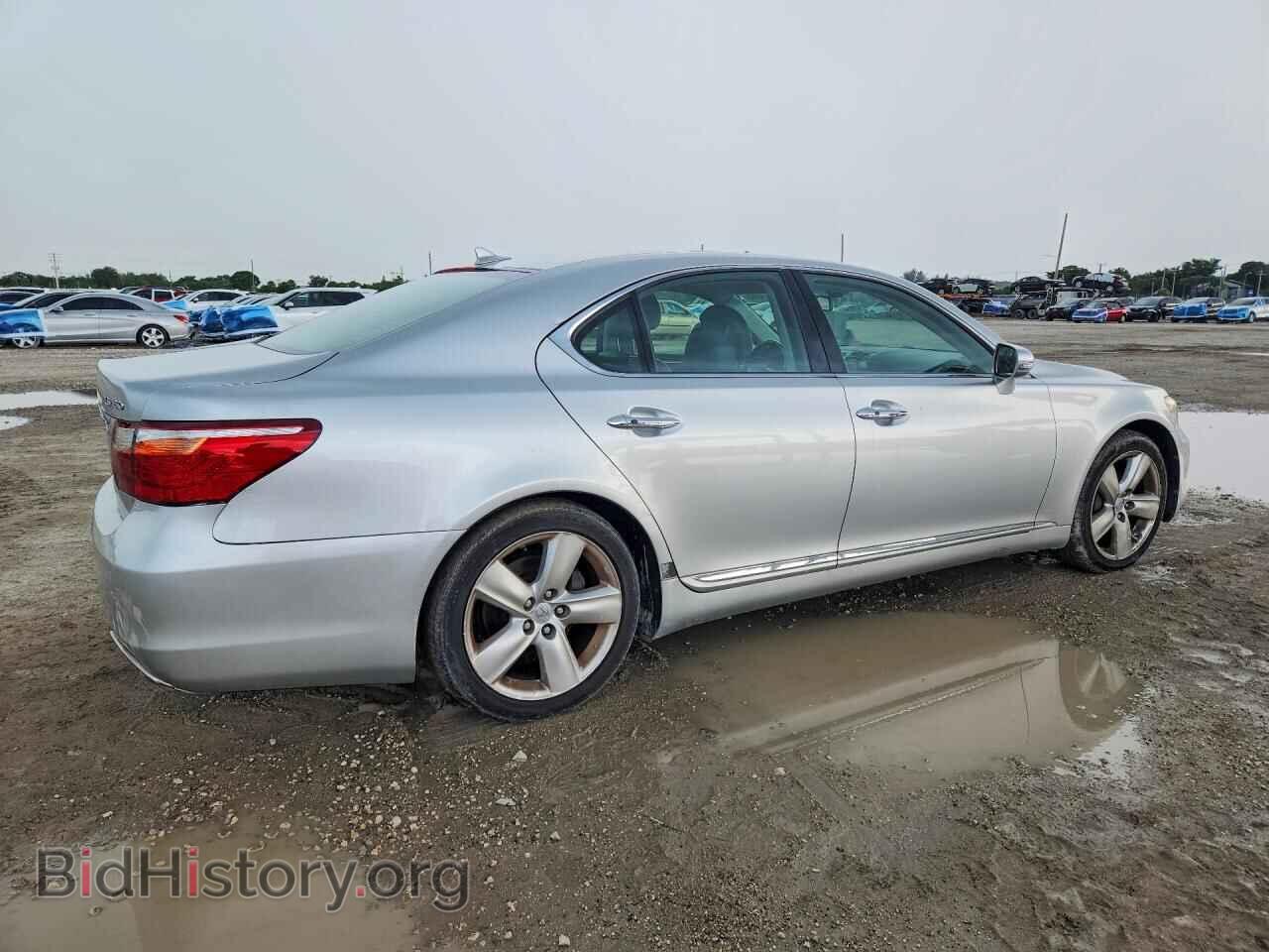 2010 LEXUS LS460 - VIN: JTHBL5EF7A5098649 - Photo 3