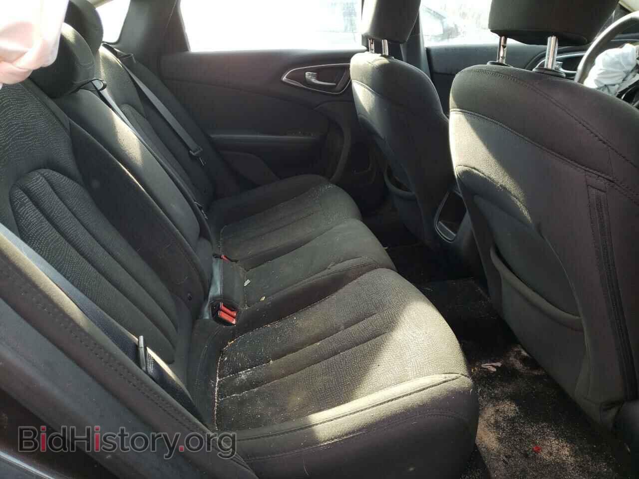 2016 CHRYSLER 200 - VIN: 1C3CCCAB7GN142062 - Фото 6