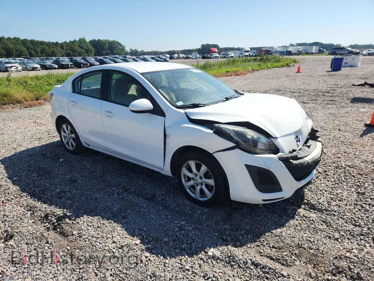 2011 MAZDA 3 - VIN: JM1BL1VF1B1411357 - Фото 4