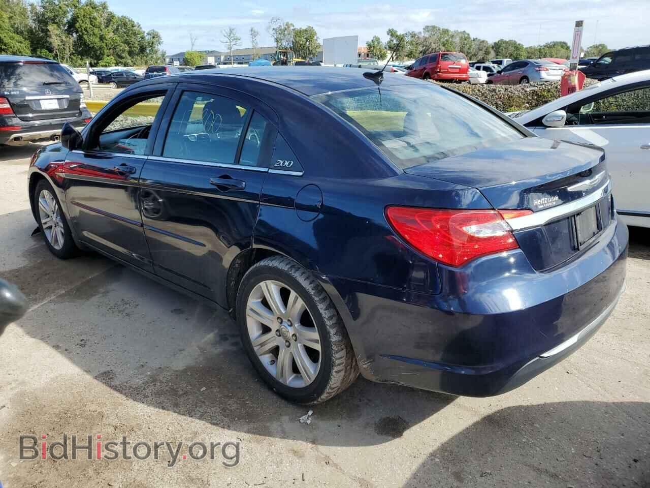 2013 CHRYSLER 200 - VIN: 1C3CCBBB4DN732174 - Фото 2