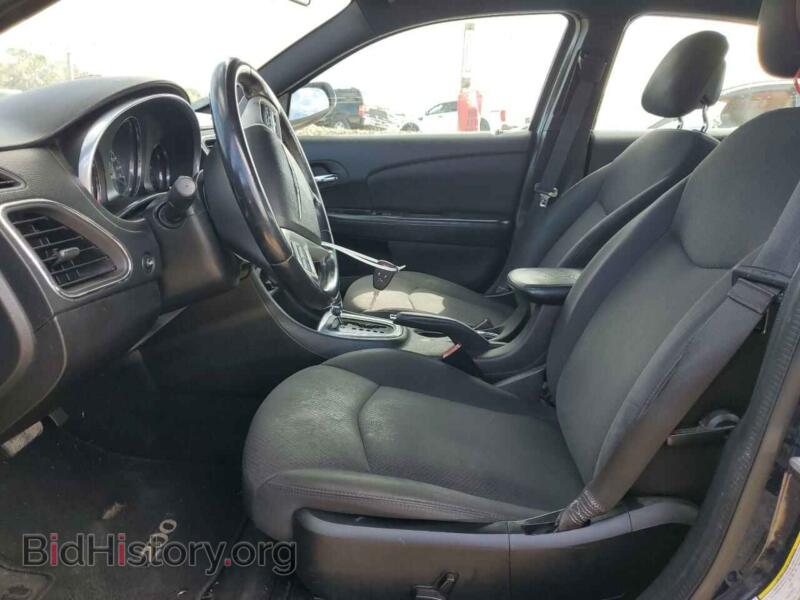 2013 Chrysler 200 (VIN 1C3CCBBB4DN732174) — фото 7 из 12