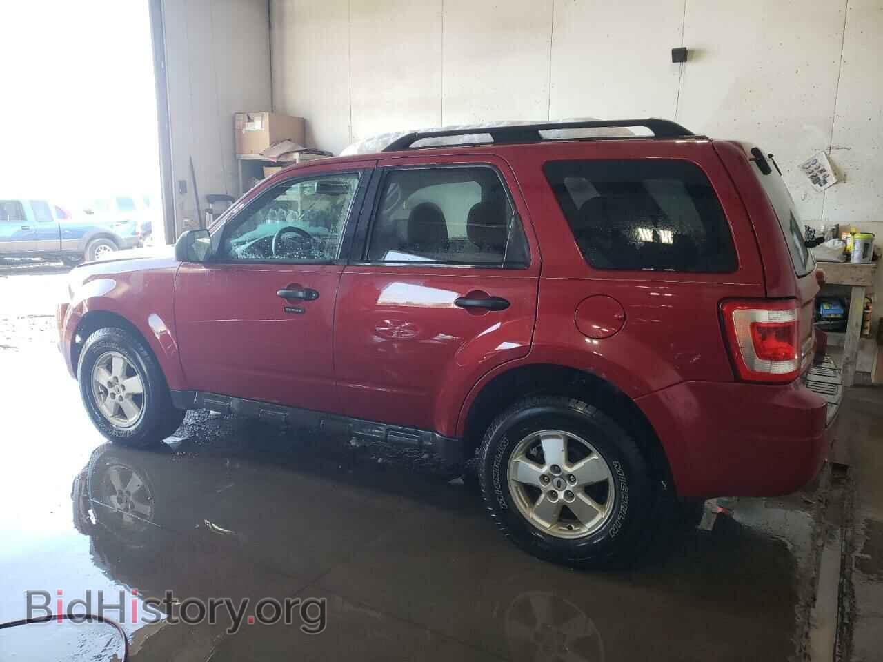 2010 FORD ESCAPE - VIN: 1FMCU9D7XAKB02677 - Фото 2
