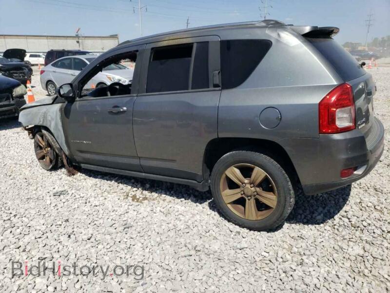 2012 Jeep COMPASS (VIN 1C4NJDBB8CD577073) — фото 2 из 13