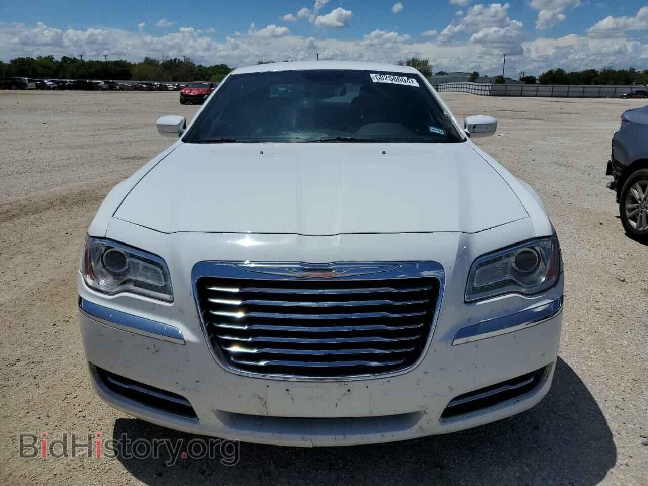 2014 CHRYSLER 300 - VIN: 2C3CCAAG6EH161823 - Фото 5