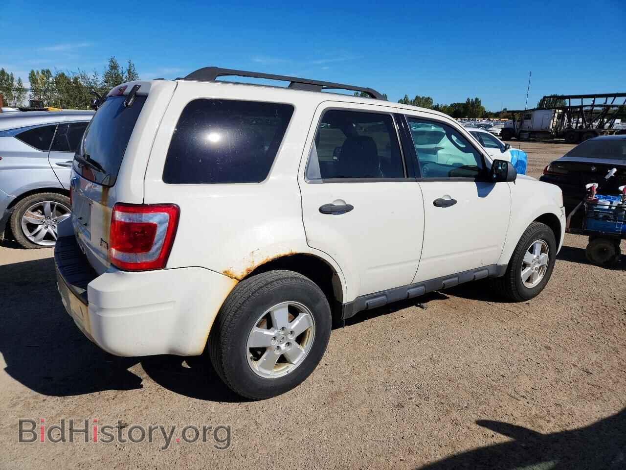 2011 FORD ESCAPE - VIN: 1FMCU9DG7BKA29320 - Photo 3