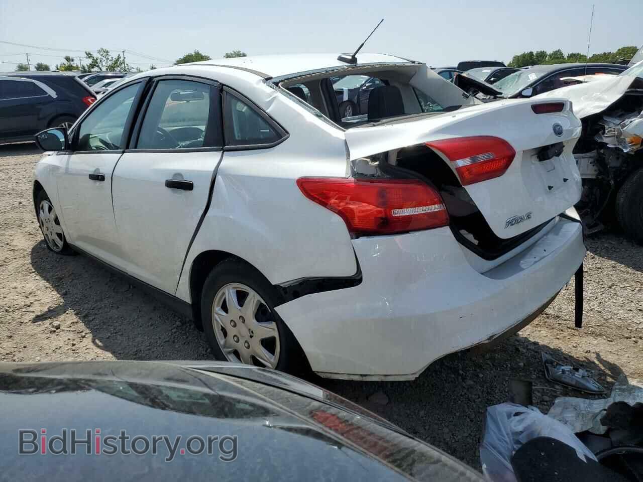 2016 FORD FOCUS - VIN: 1FADP3E24GL203156 - Photo 2