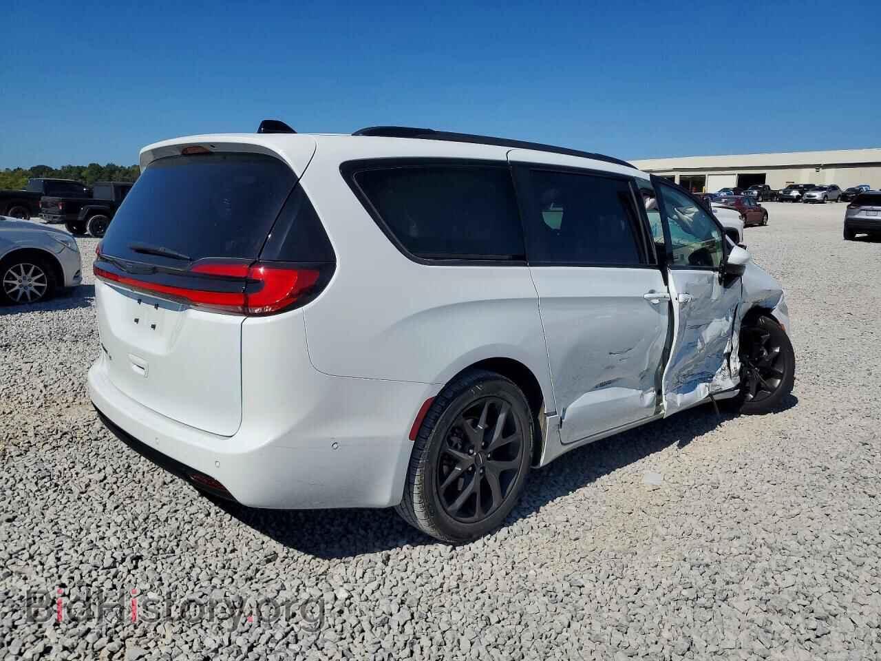 2023 CHRYSLER PACIFICA - VIN: 2C4RC1BG3PR628570 - Photo 3