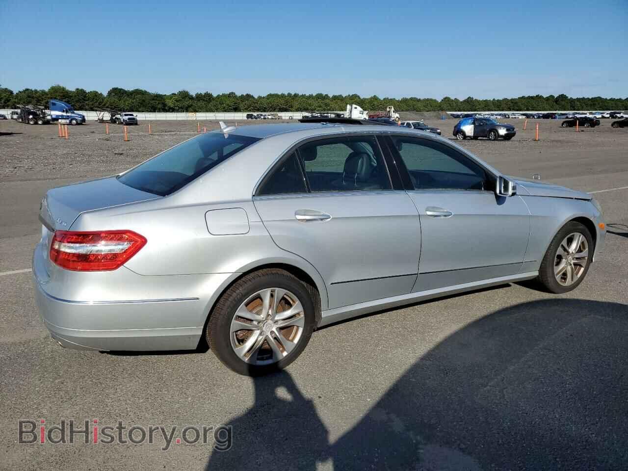 2011 MERCEDES-BENZ E-CLASS - VIN: WDDHF8HB4BA285570 - Фото 3