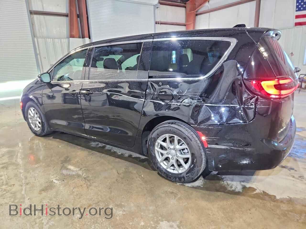 2027 CHRYSLER PACIFICA - VIN: 2C4RC1BG2VR553681 - Photo 2
