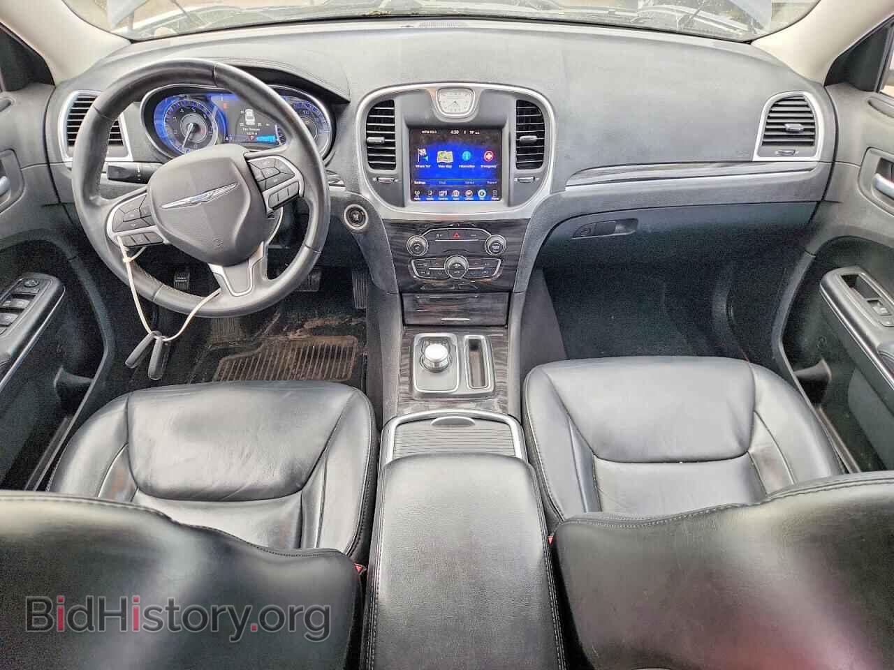 2016 CHRYSLER 300 - VIN: 2C3CCARG0GH190838 - Photo 8