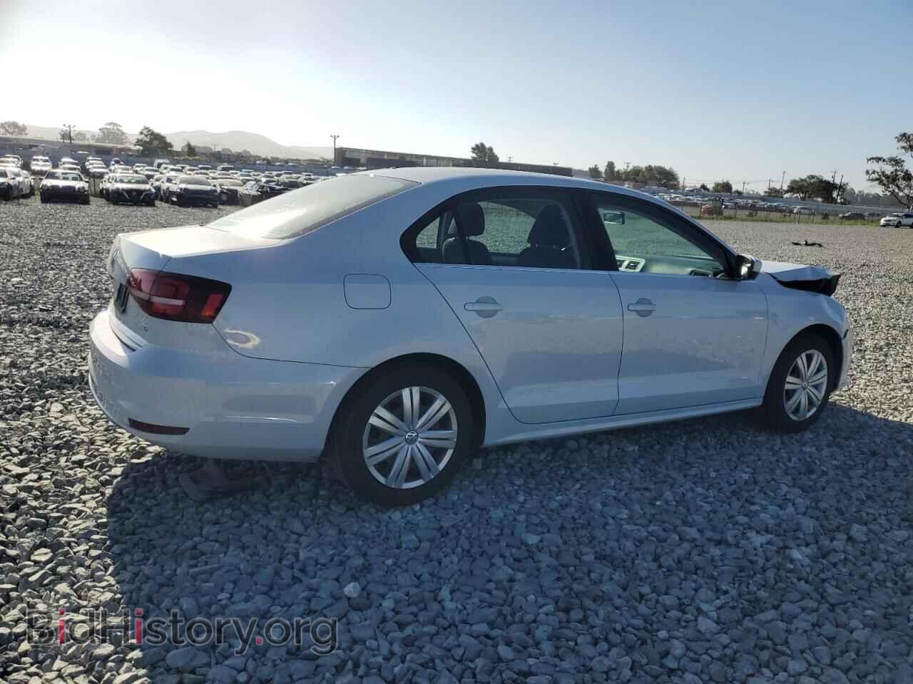 2017 VOLKSWAGEN JETTA - VIN: 3VW2B7AJ4HM388360 - Фото 3