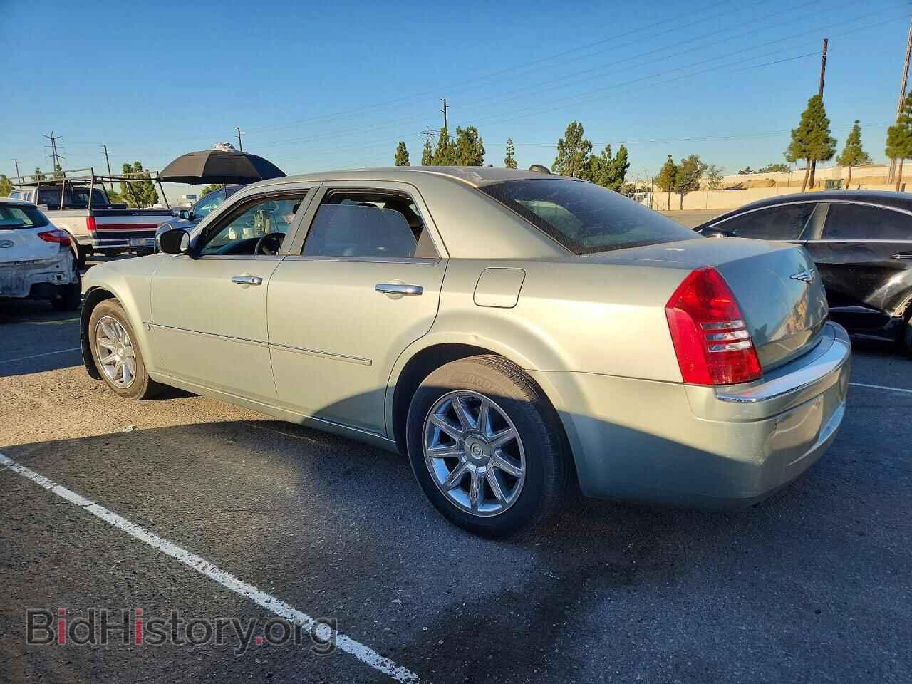 2005 CHRYSLER 300 - VIN: 2C3AA63H35H667495 - Фото 2