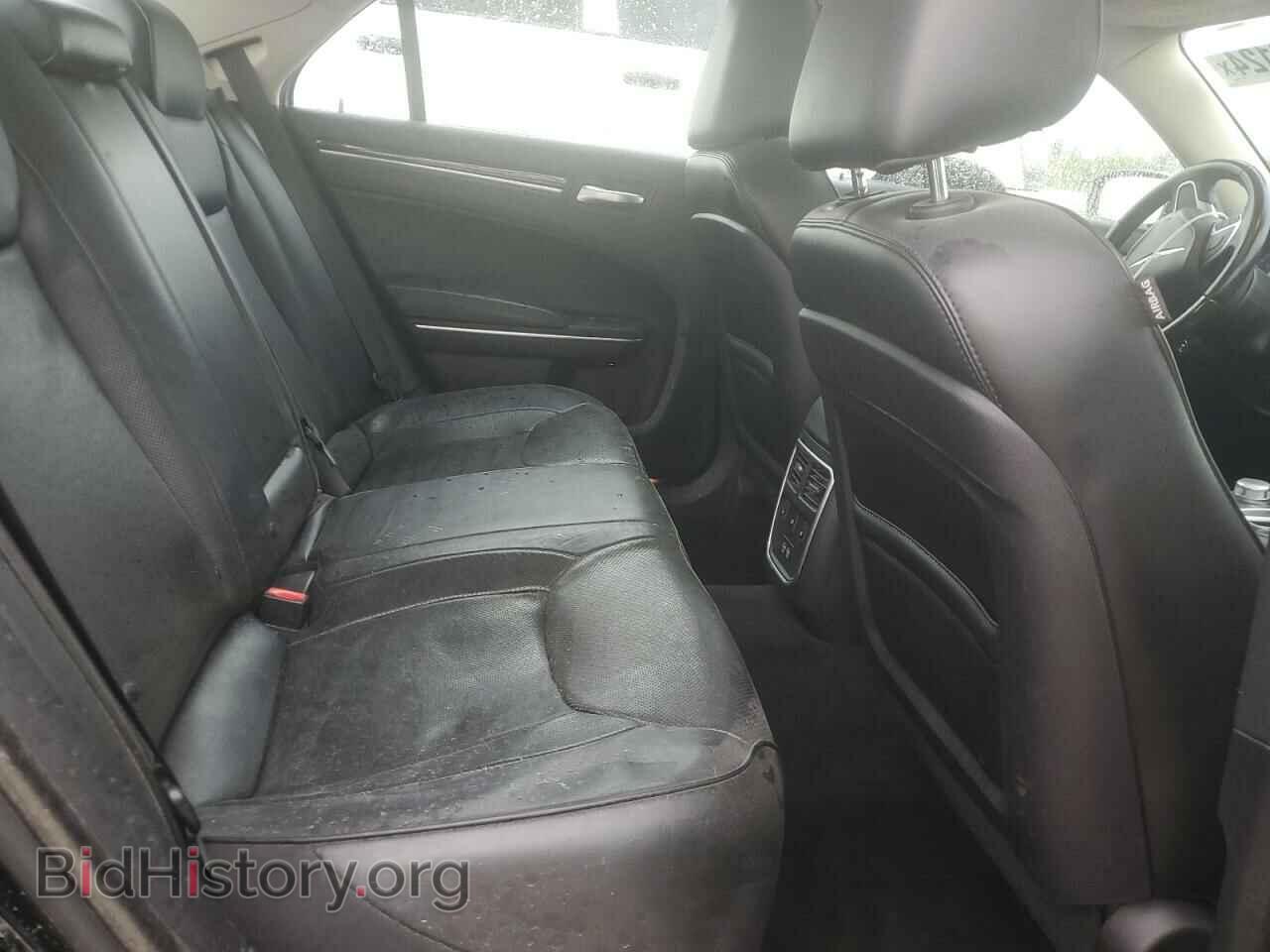 2016 CHRYSLER 300 - VIN: 2C3CCAKG7GH208598 - Фото 10