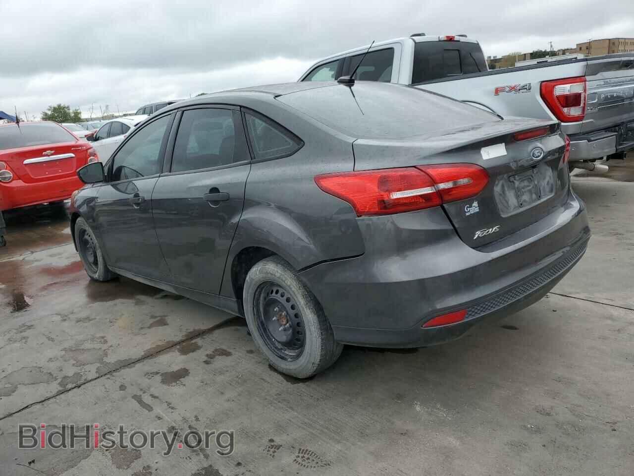 2017 FORD FOCUS - VIN: 1FADP3E28HL204733 - Photo 2