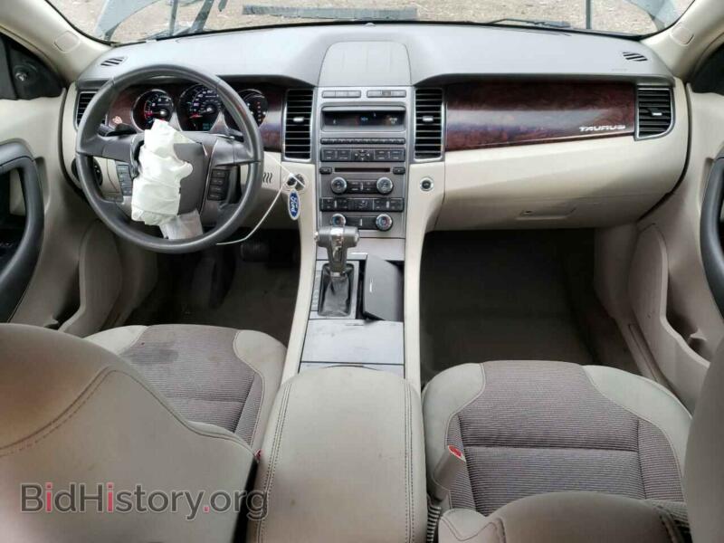 2011 Ford TAURUS (VIN 1FAHP2EW8BG133578) — фото 8 из 12