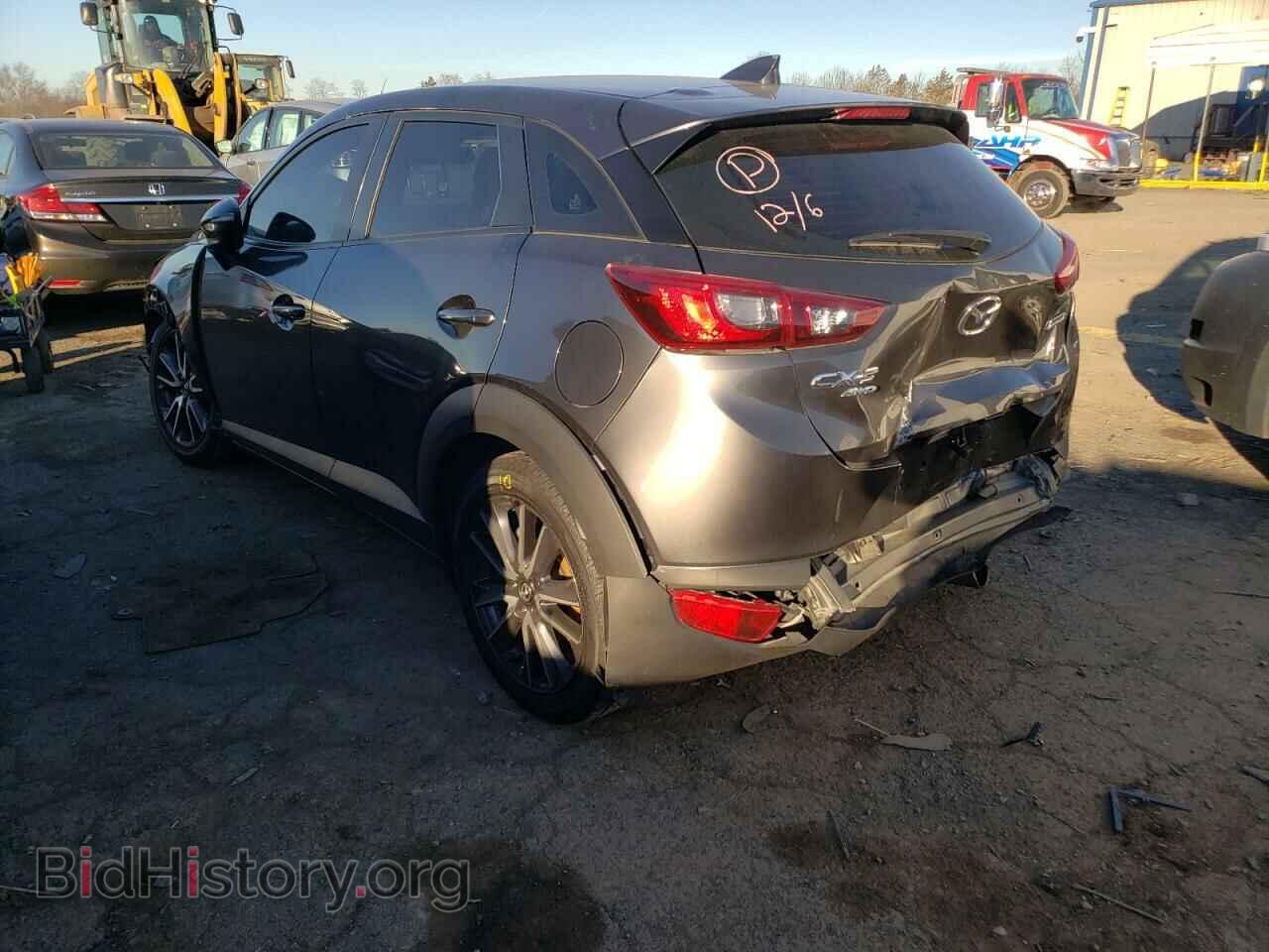 2018 MAZDA CX-3 - VIN: JM1DKFC70J0315874 - Фото 3