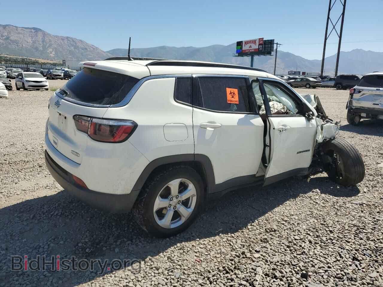 2017 JEEP COMPASS - VIN: 3C4NJDBB2HT680877 - Photo 3