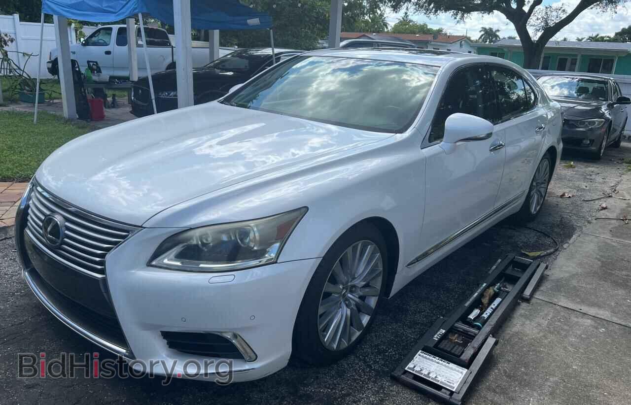 2013 LEXUS LS460 - VIN: JTHBL5EF7D5124655 - Photo 2
