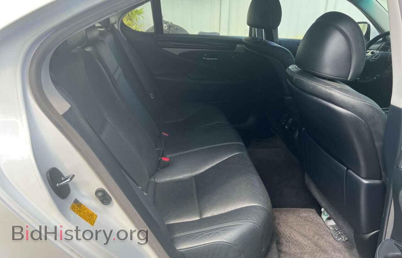 2013 LEXUS LS460 - VIN: JTHBL5EF7D5124655 - Photo 6