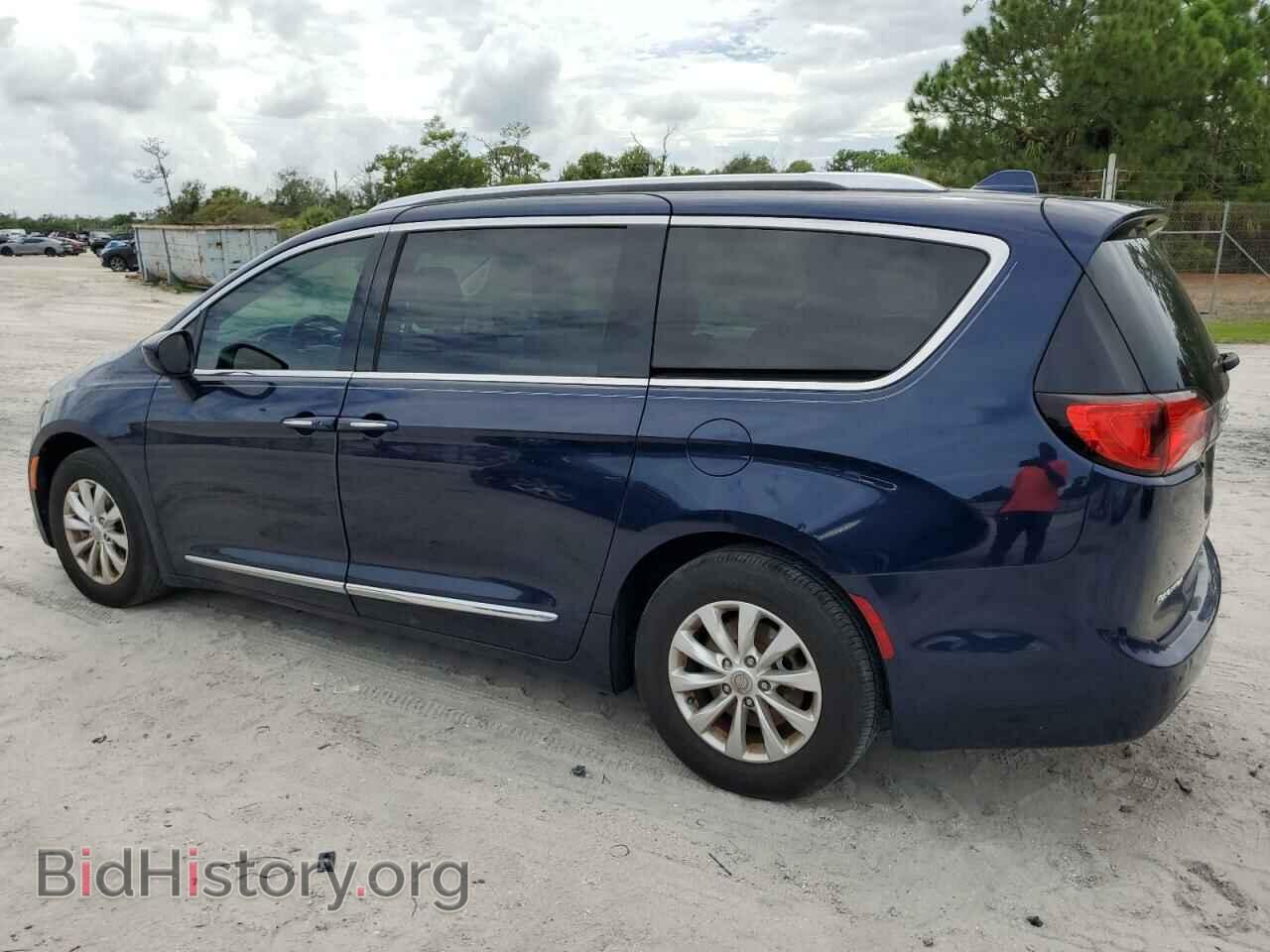 2018 CHRYSLER PACIFICA - VIN: 2C4RC1BGXJR124587 - Photo 2