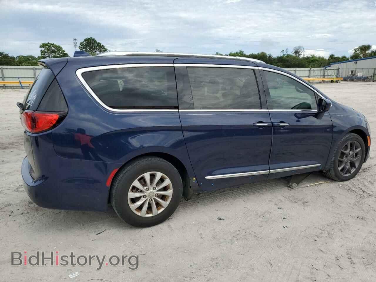 2018 CHRYSLER PACIFICA - VIN: 2C4RC1BGXJR124587 - Photo 3