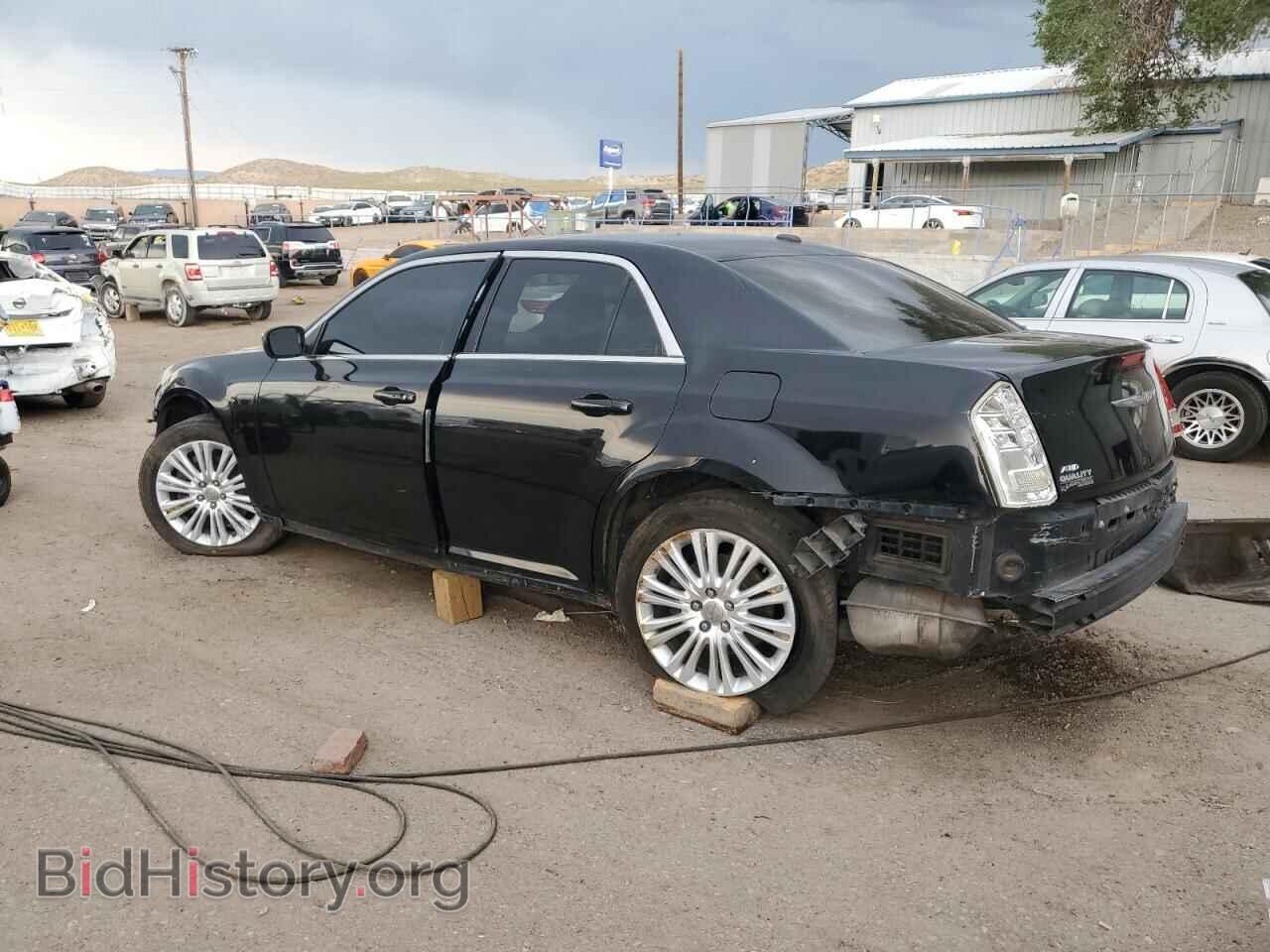 2014 CHRYSLER 300 - VIN: 2C3CCARG7EH383355 - Фото 2