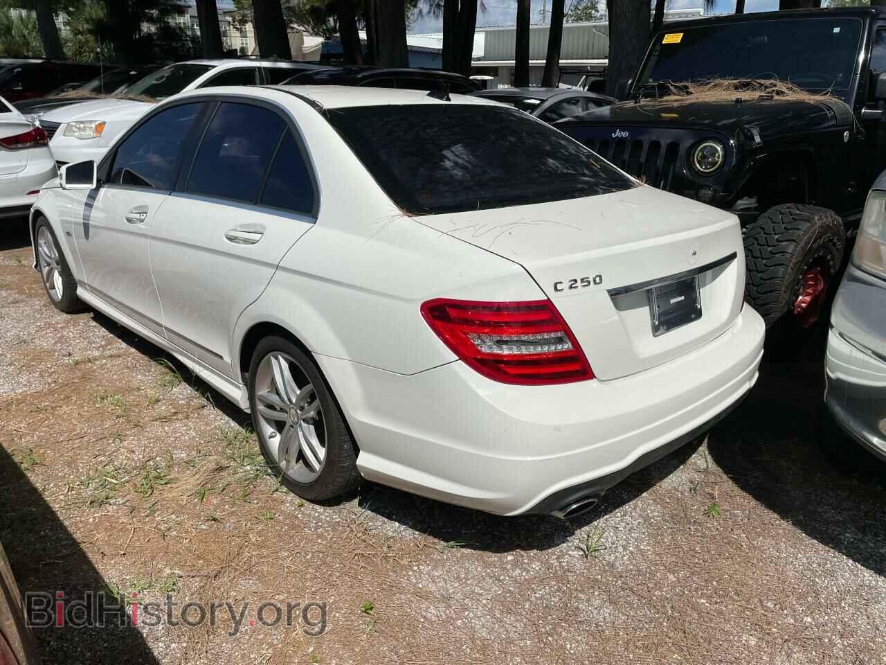 2012 MERCEDES-BENZ C-CLASS - VIN: WDDGF4HB2CA608519 - Фото 3